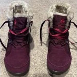 Women Columbia Boot Size 9
